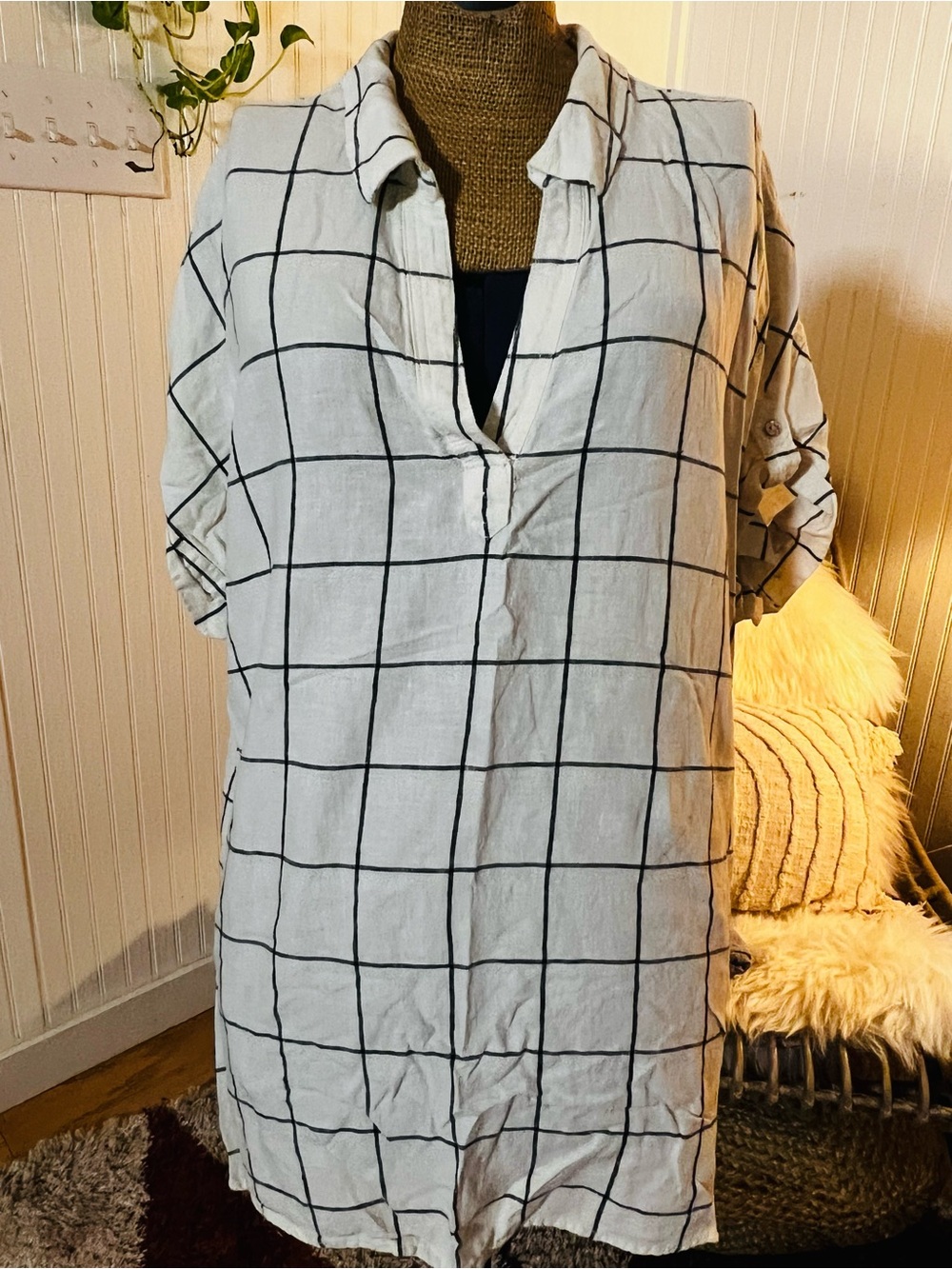 Women’s White Windowpane tunic Shirt – Casual Longline Button-Front